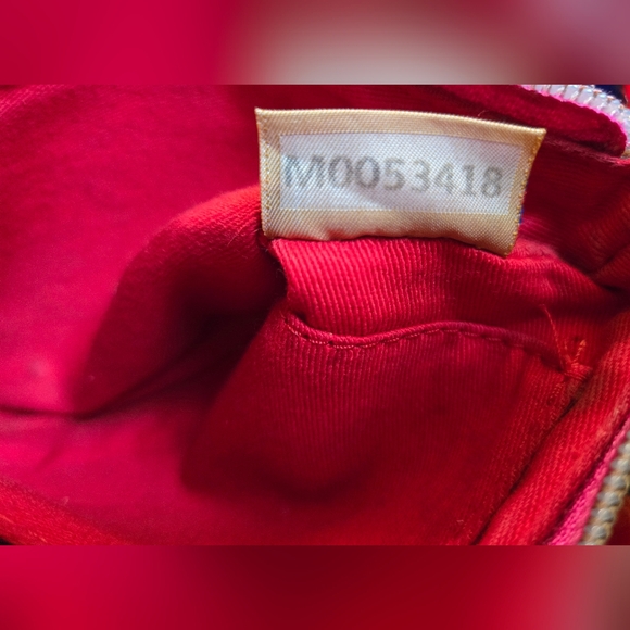 Dooney & Bourke Colorful Floral Wristlet With Unbranded Strap - Picture 7 of 7